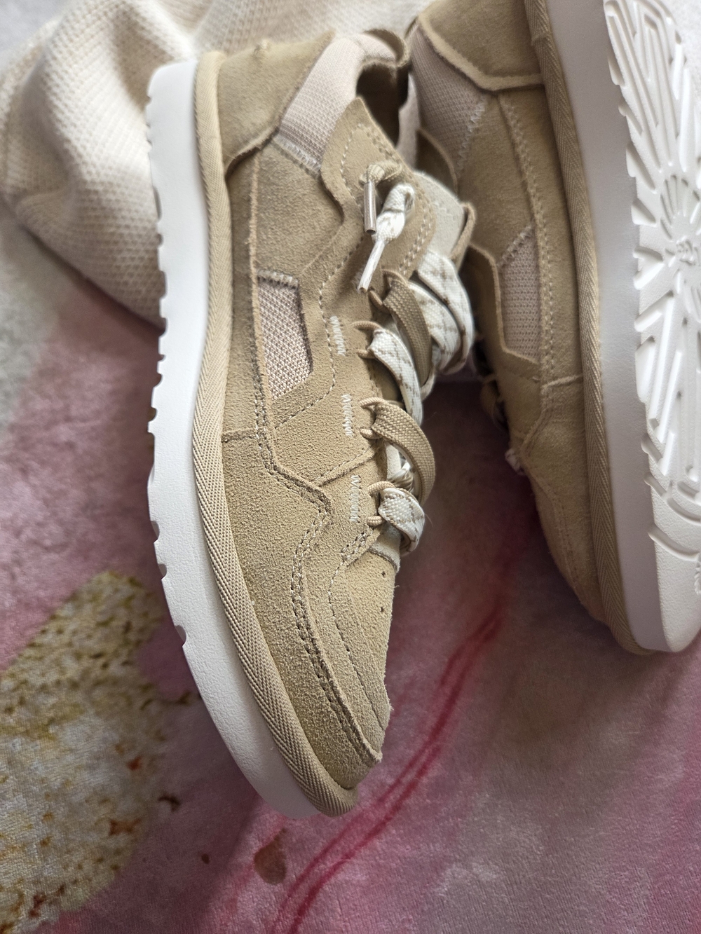 UGG Beige Suede Sneakers with Patterned Laces - Picture 9 of 16